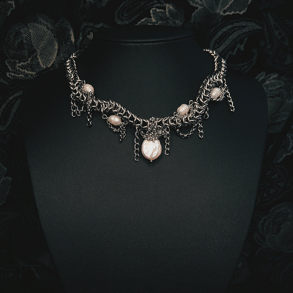 Acaste Necklace