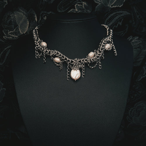 Acaste Necklace