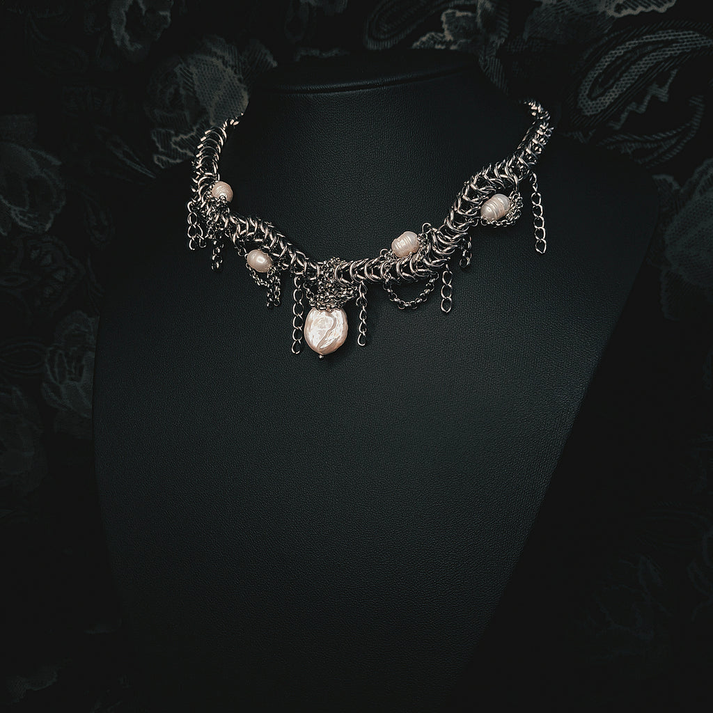 Acaste Necklace