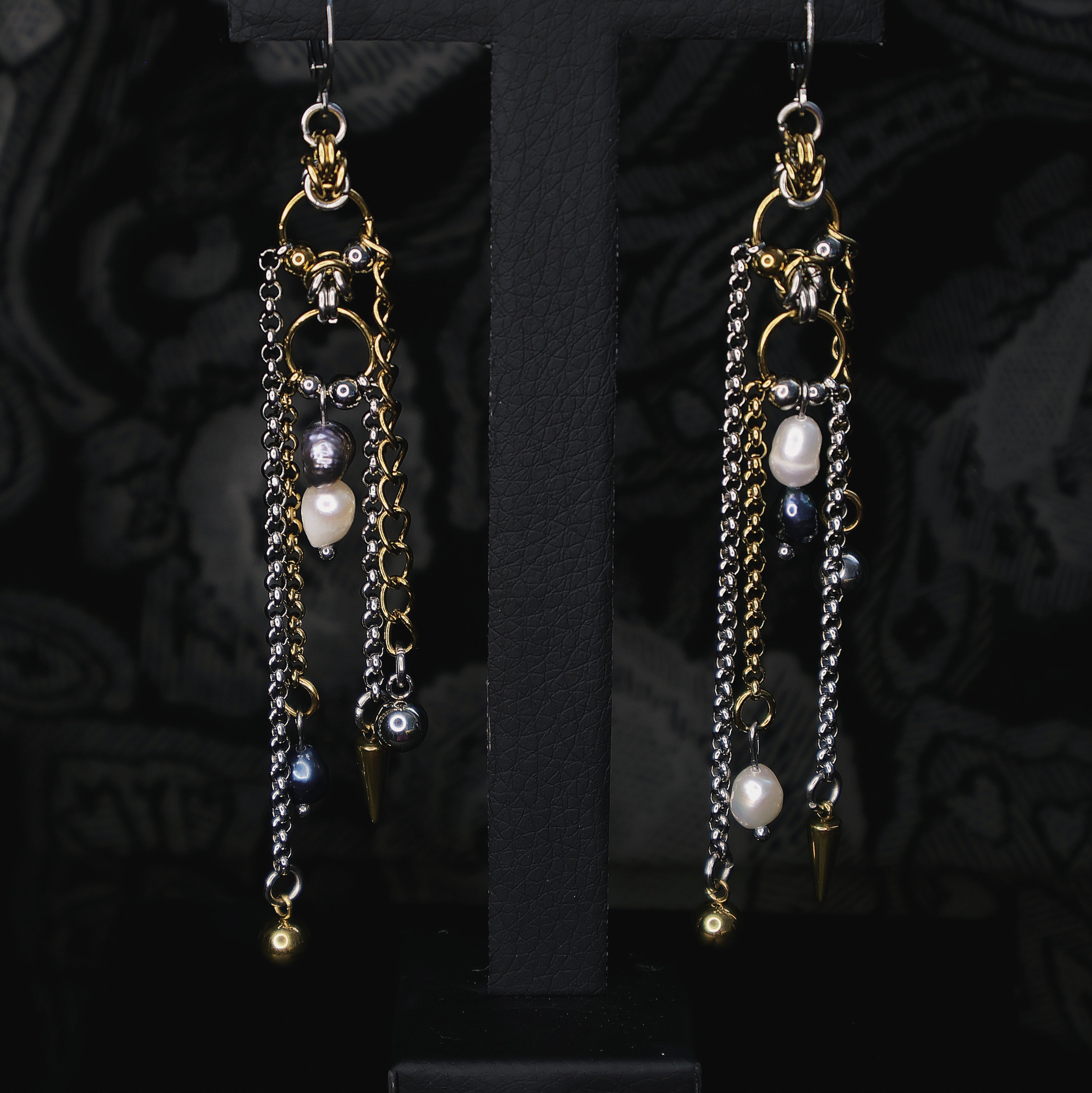 SPLIT EARRINGS