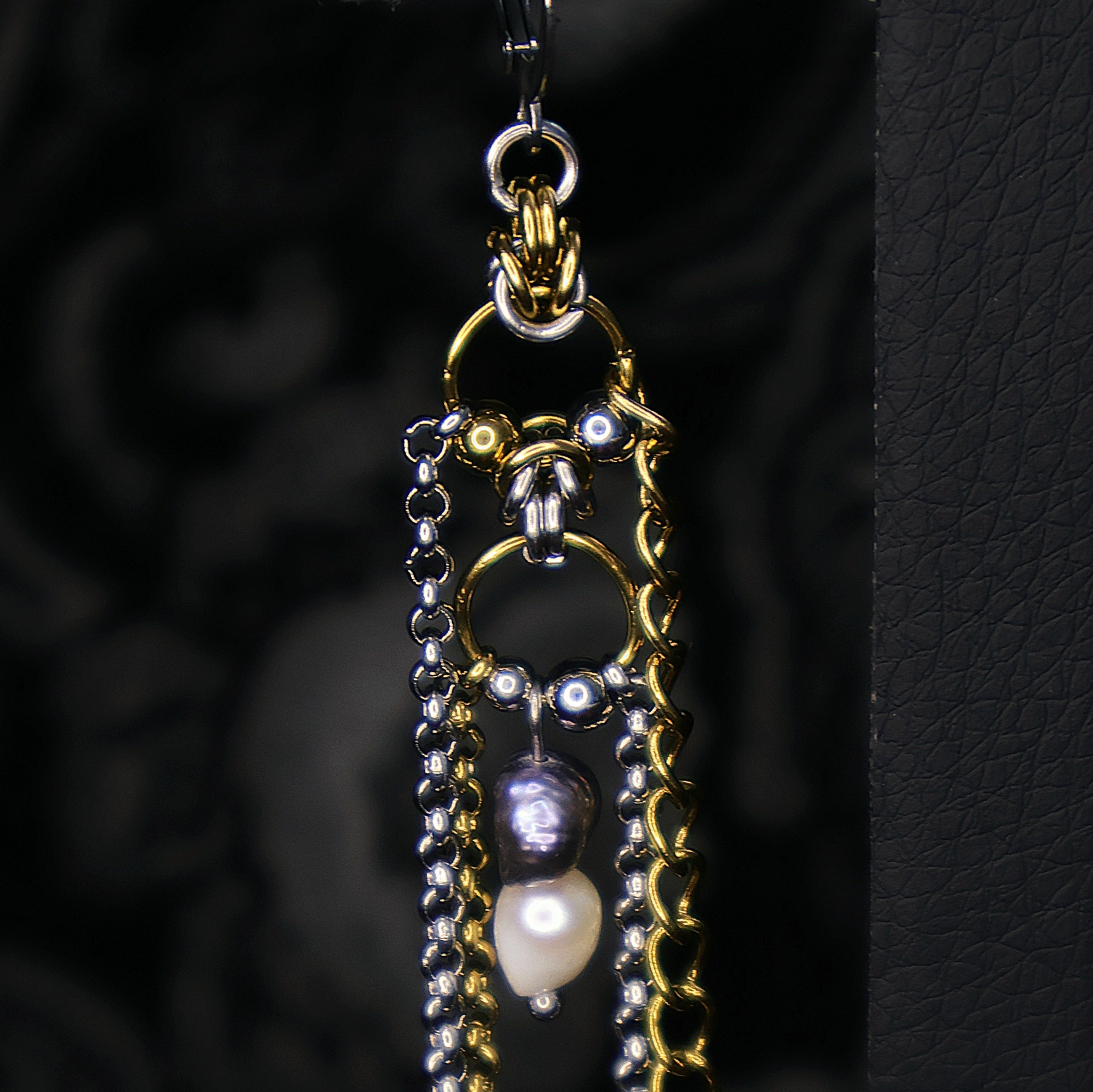 SPLIT EARRINGS