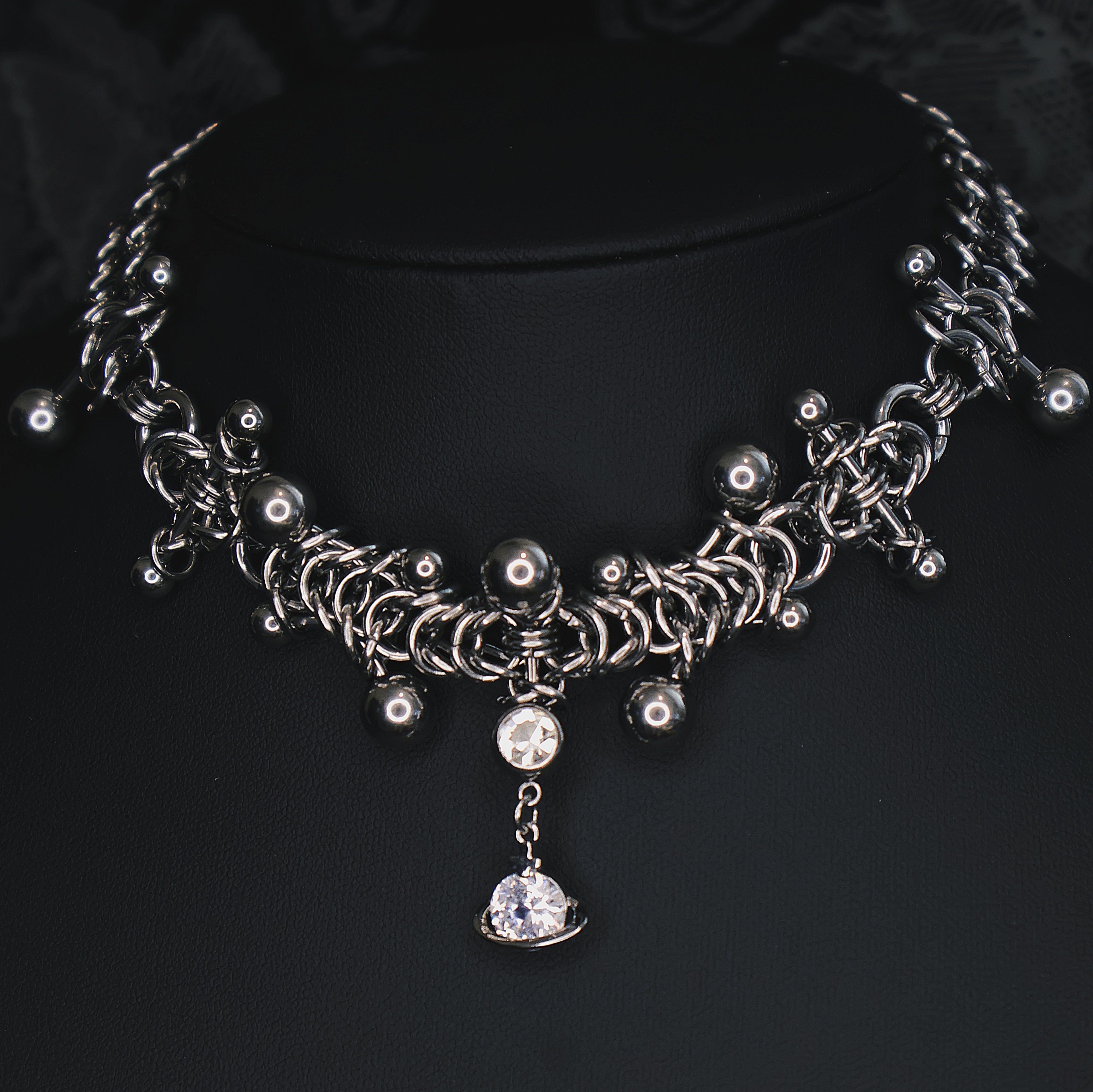 Pixie Chocker