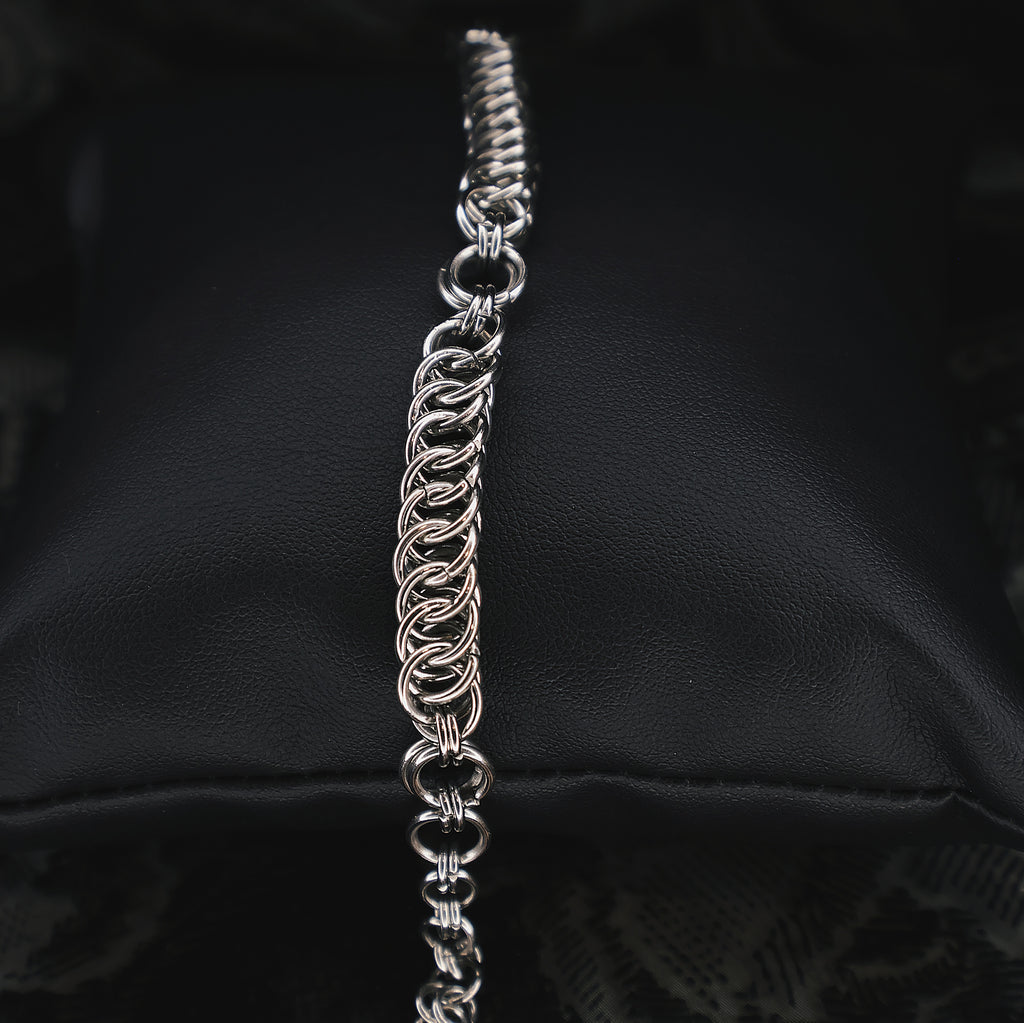 Rift bracelet