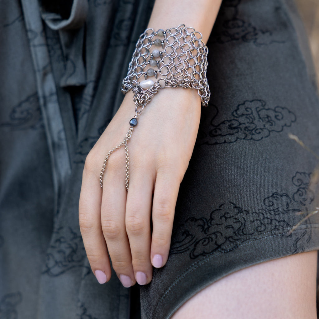 Pearl Glove