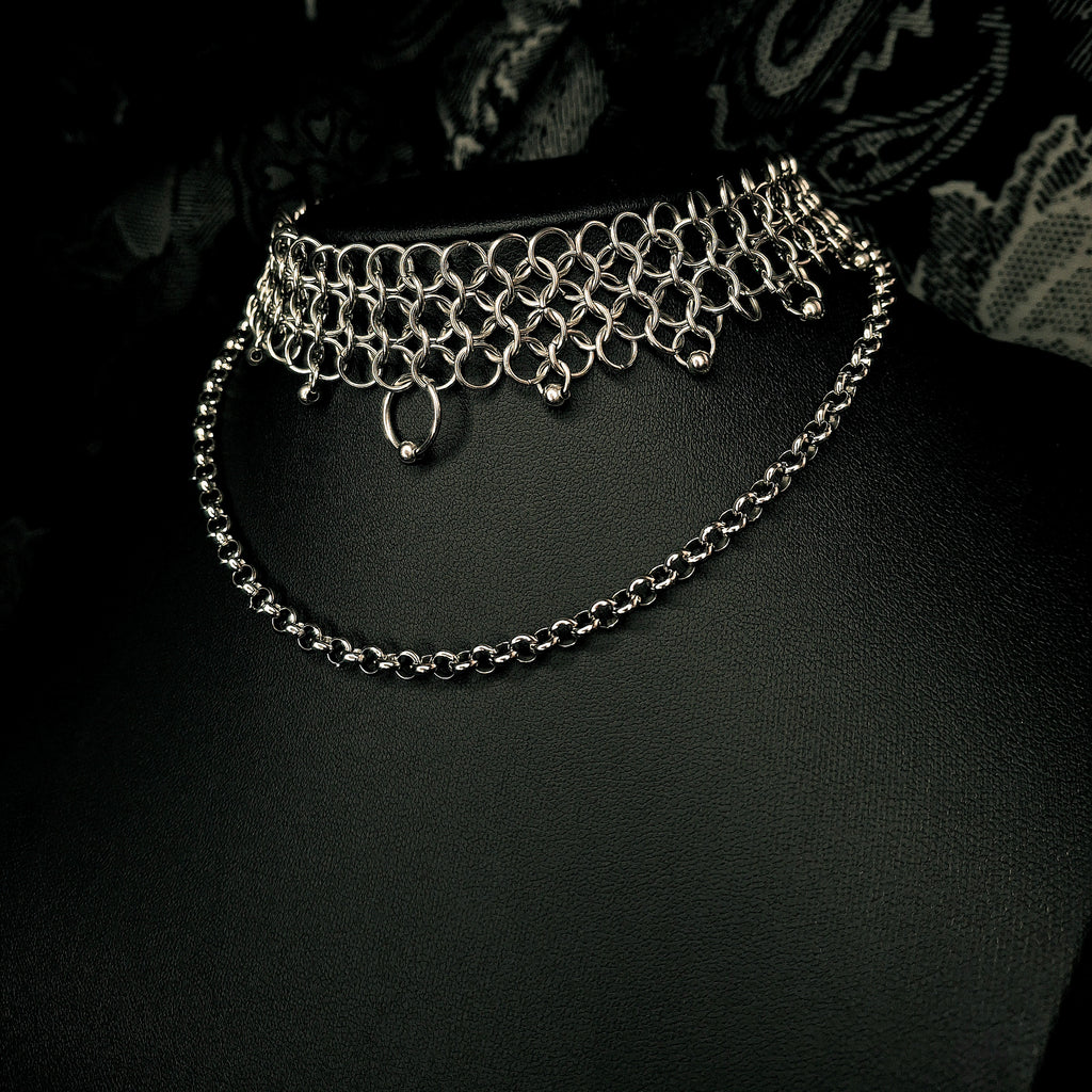 Poppy Chocker