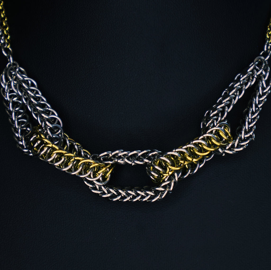 Entrelacè Necklace