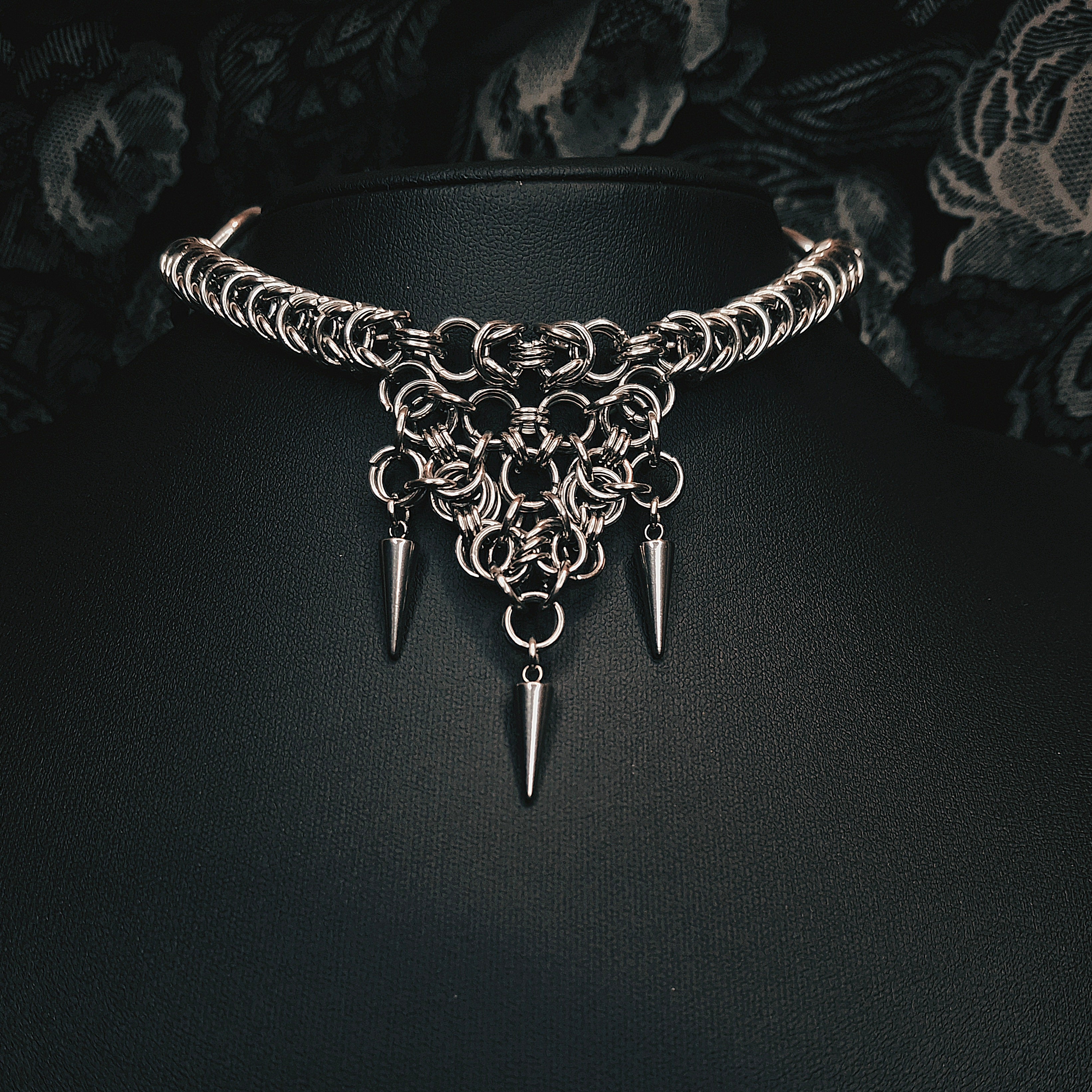 Shield Chocker