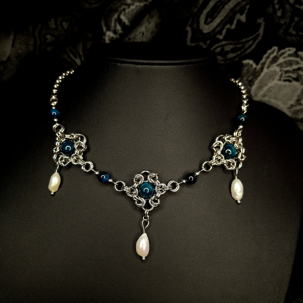 Daisy Necklace