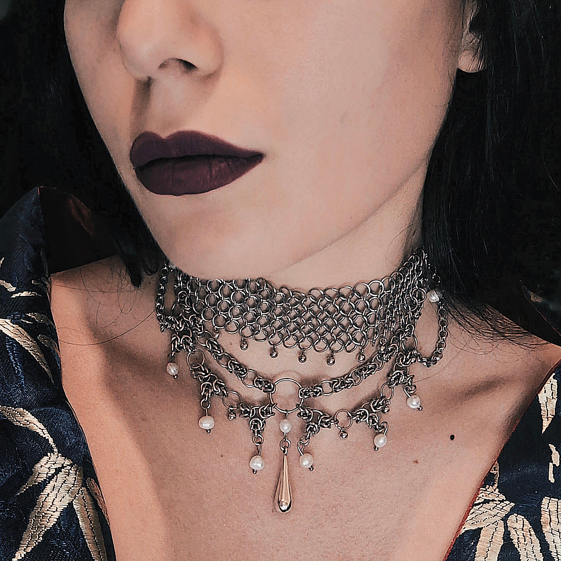 Ophelia Chocker