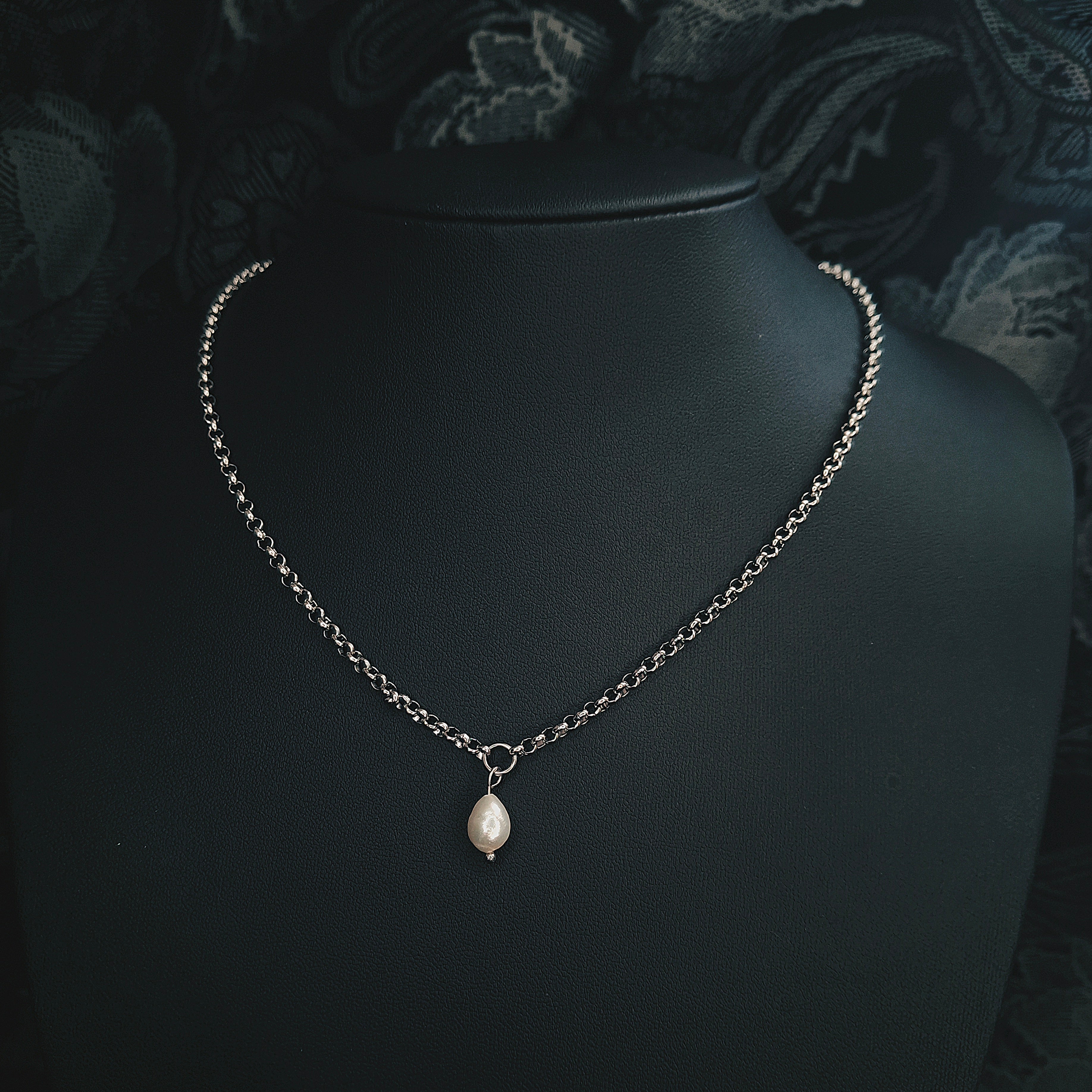 Pearl Chain