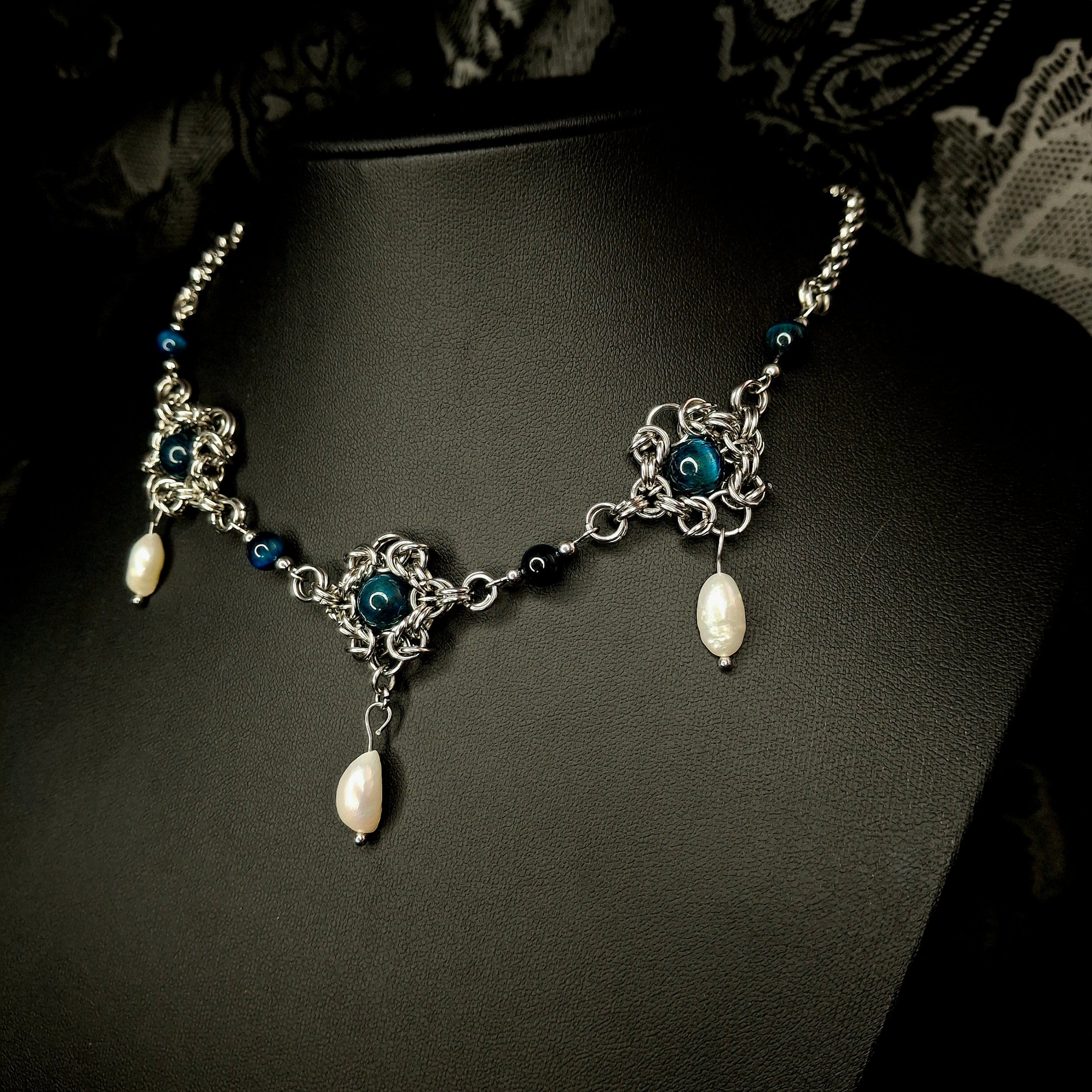 Daisy Necklace
